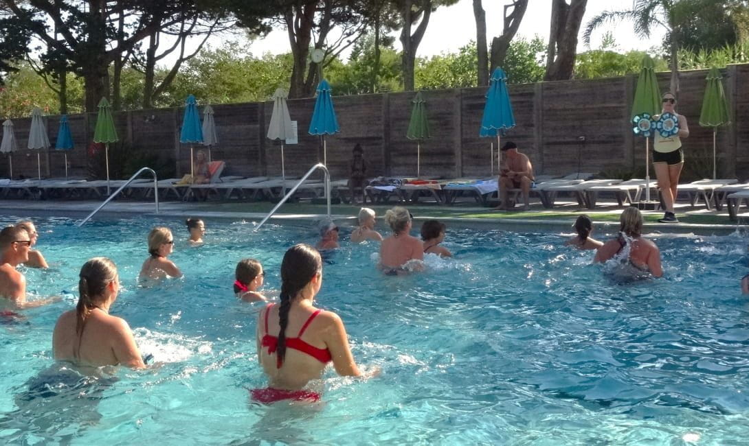 aquagym piscine camping giens
