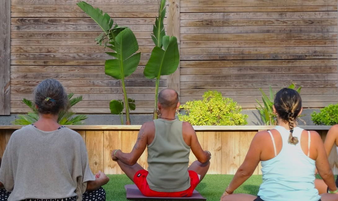 camping giens activite yoga