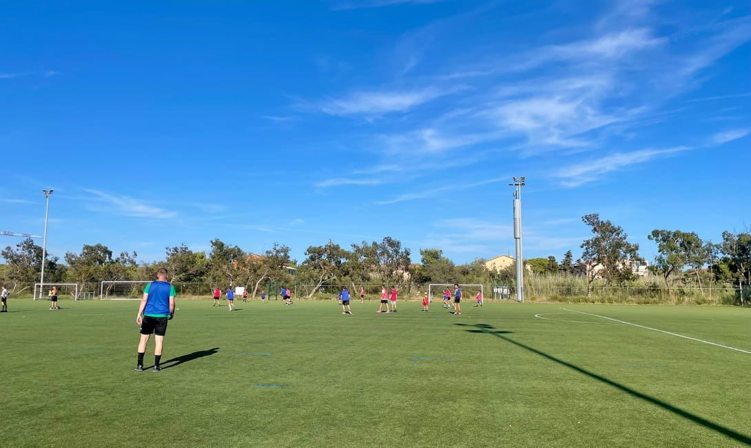 camping giens football
