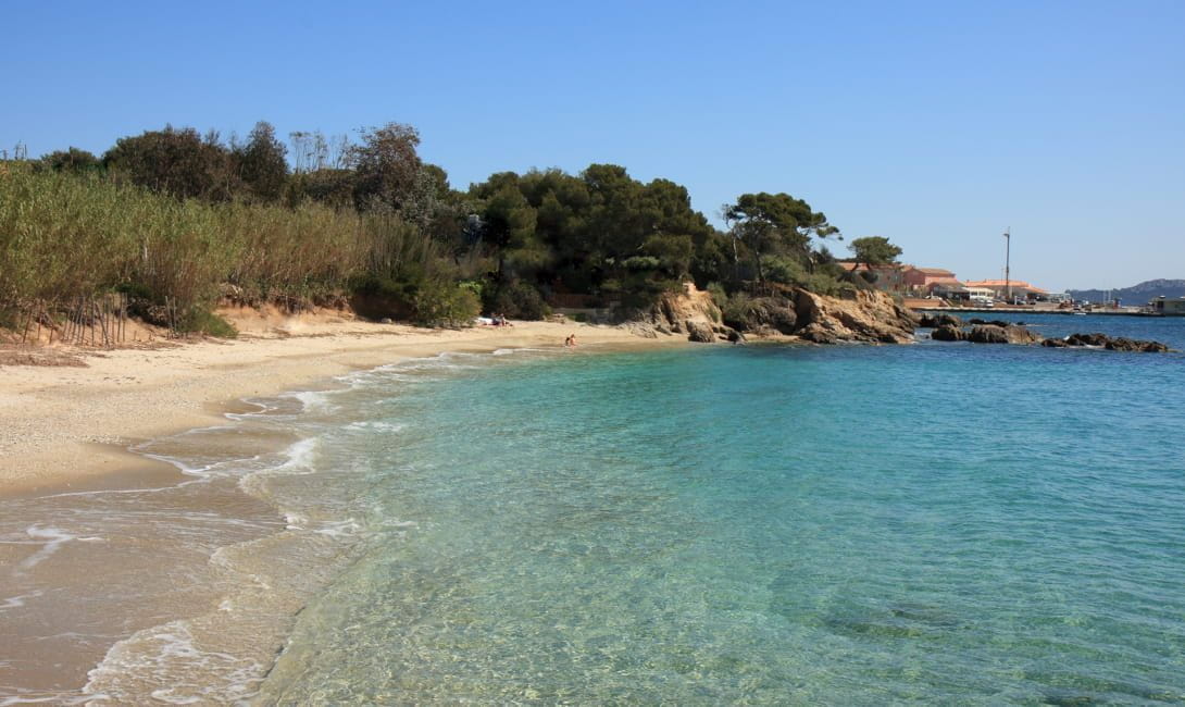 camping tour fondue plage du pradeau